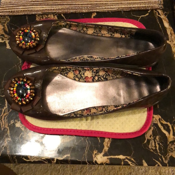 Brown flat shoes - Picture 3 of 3